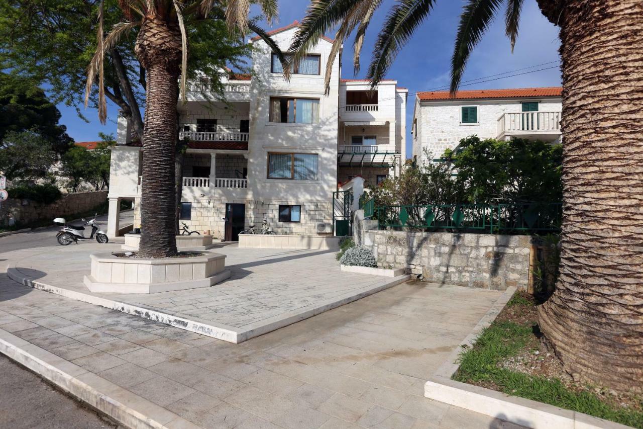 Apartman Vrsalovic Sumartin Exterior foto